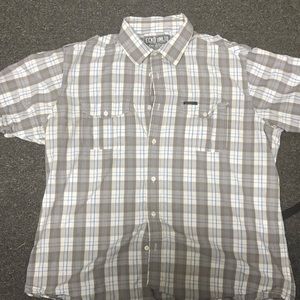 Men’s short sleeve dress shirt